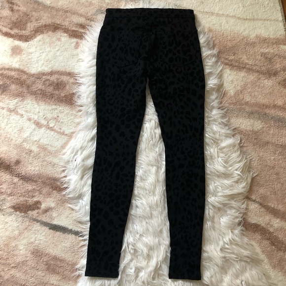 { J Brand } Super Skinny Black Leopard Jeans - Picture 7 of 7